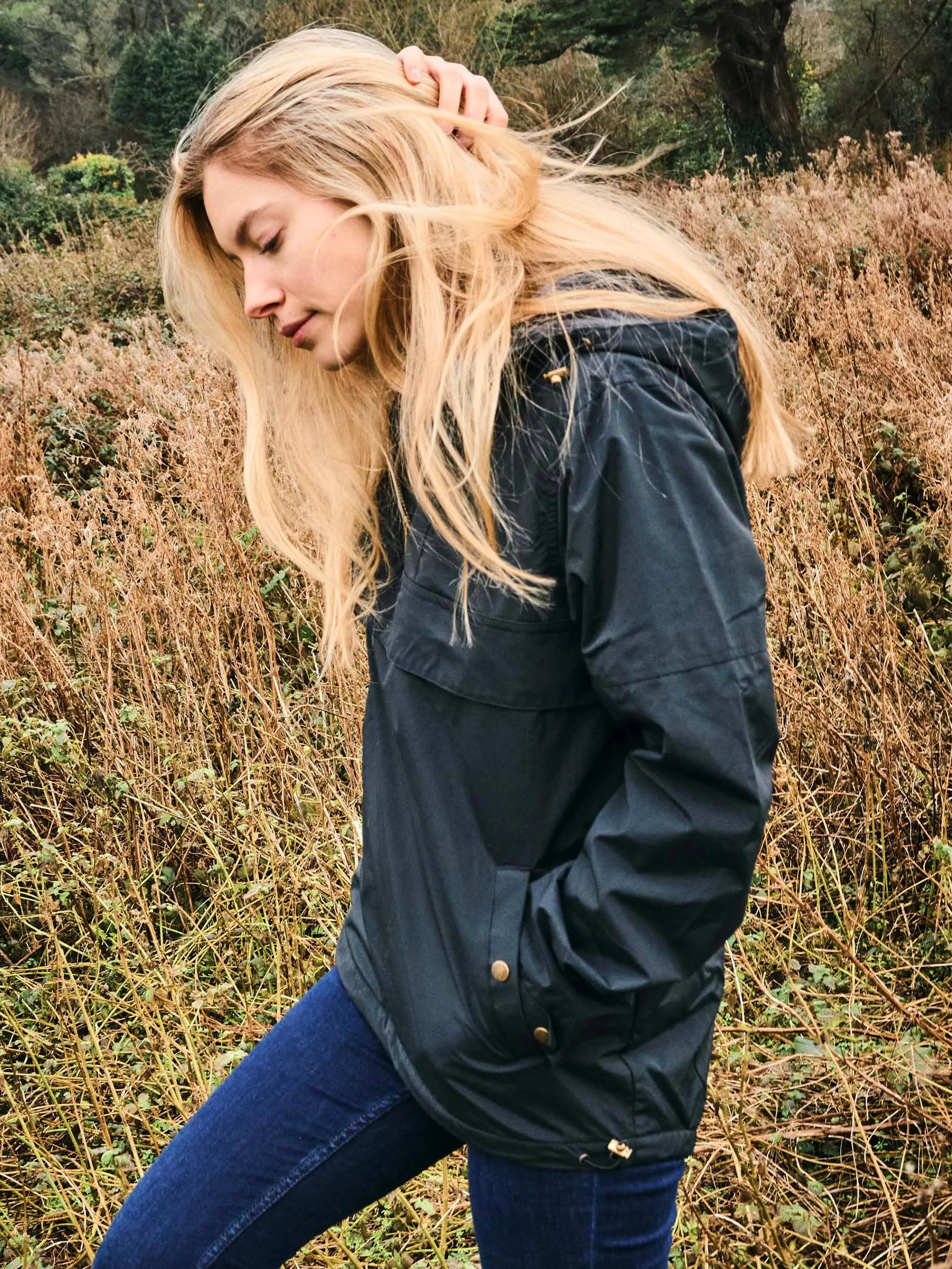 Black Alberta Fleece Lined Overhead Jacket