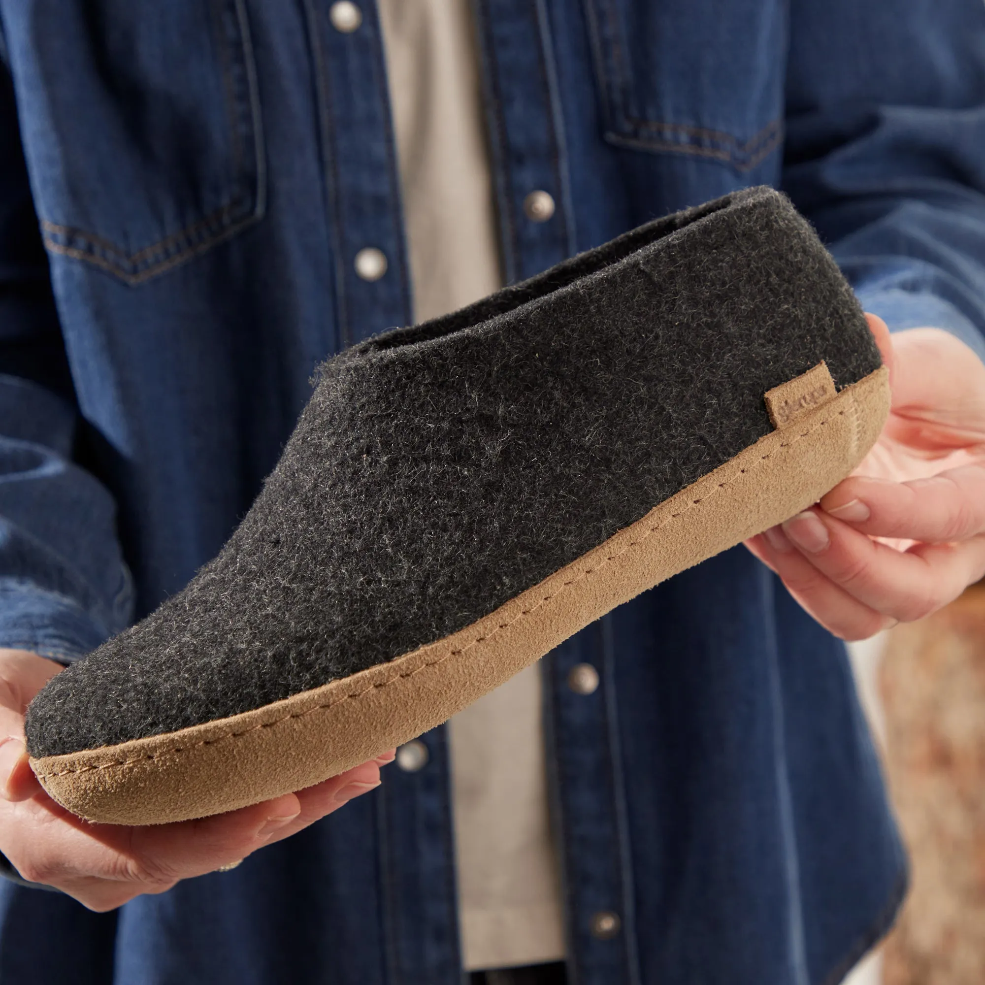 Shoe with leather sole - Charcoal